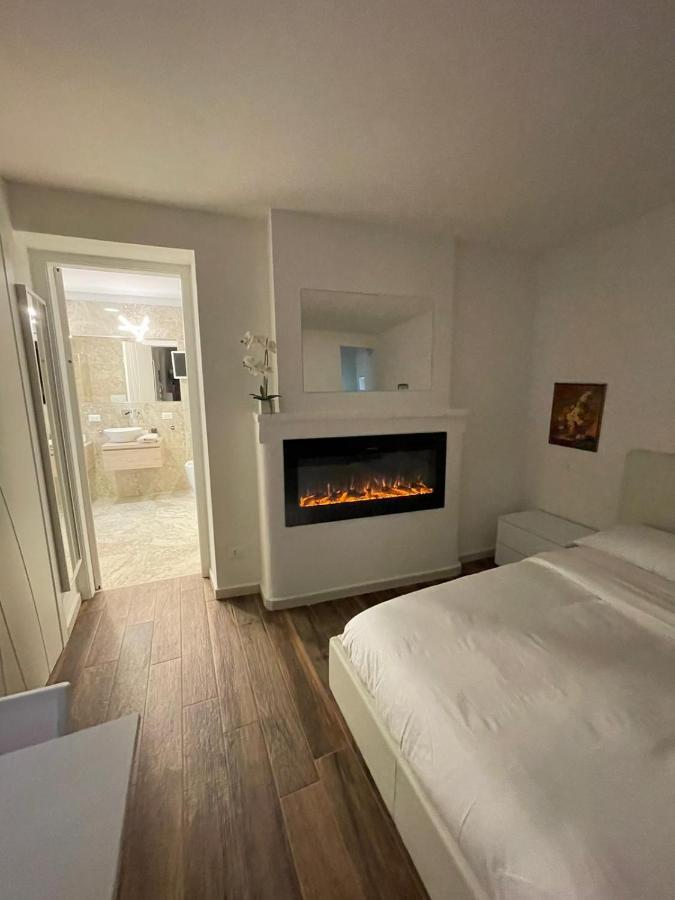 Appartement Luxury 1 Al Duomo Di Parme Extérieur photo